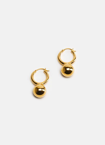 Droplet earring in gold